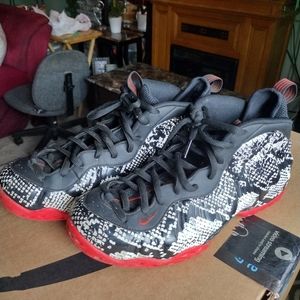 Used Nike Foamposite One albino snakeskin mens size 10
